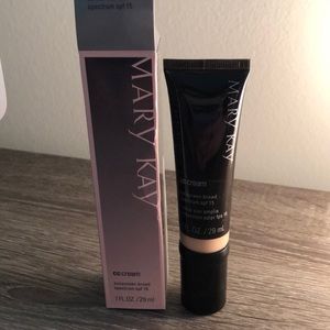 Mary Kay cc cream sunscreen broad spectrum spf 15